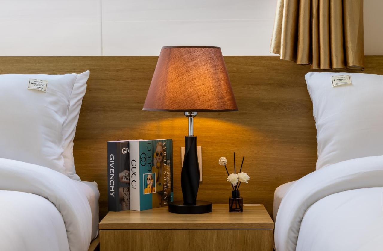 Cat Ba Hongkong Hotel Dong Khe Sau Екстериор снимка