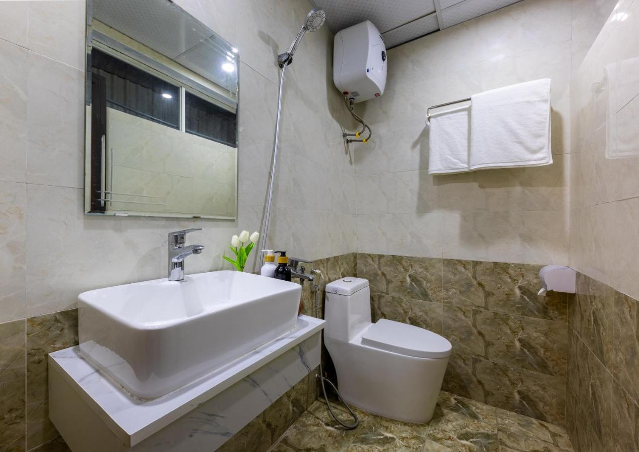 Cat Ba Hongkong Hotel Dong Khe Sau Екстериор снимка